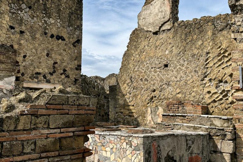From Sorrento: A Journey Through Ruins & Untouched Nature in Vesuvius National Park Full Day