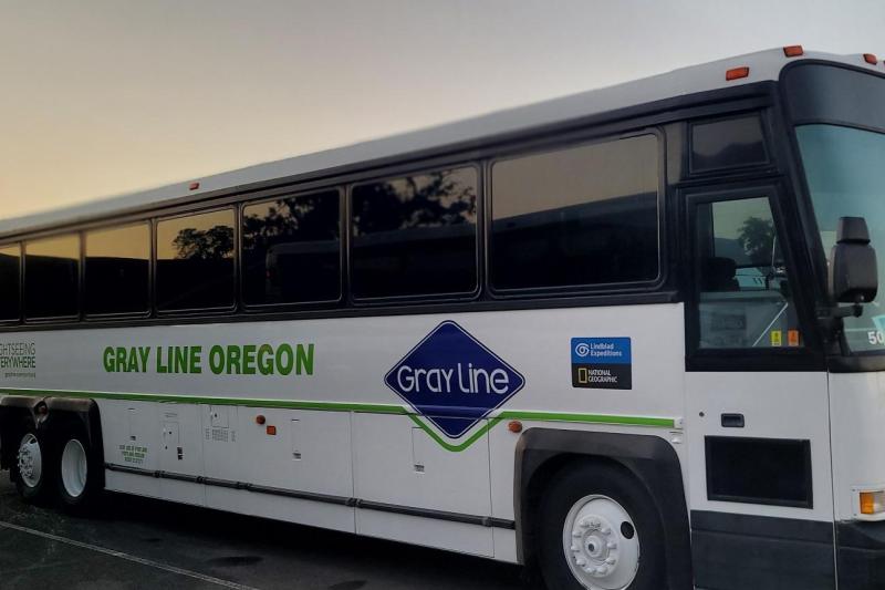 From Portland, Oregon: Gorge Explorer Multnomah Falls & Rose Garden