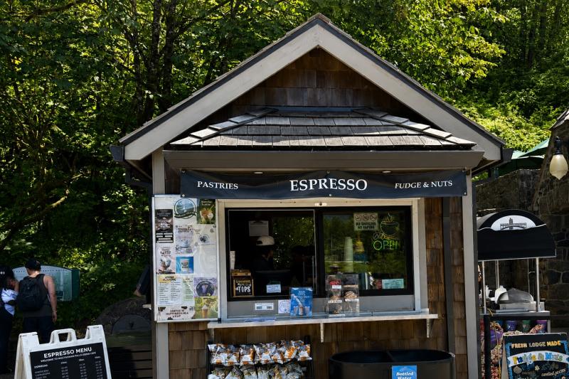 From Portland, Oregon: Gorge Explorer - Multnomah Falls Full Day