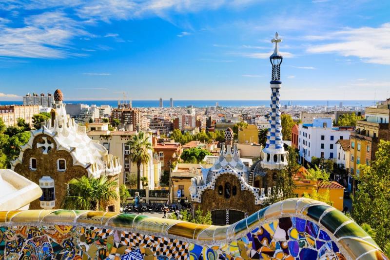 Skip the Line - Park Güell Guided Walking Tour