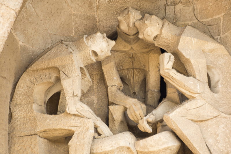 Fast Track Guided Tour Sagrada Familia with Towers