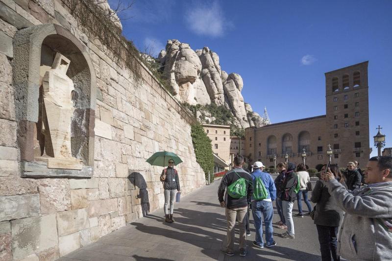 Montserrat Morning Tour