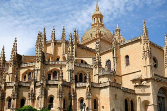 The best of Segovia with entrance to the Cathedral and the Alcazar