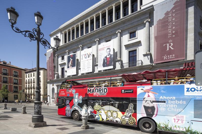 7-Day Tour Andalusia & Mediterranean Coast & Barcelona from Madrid - A Class