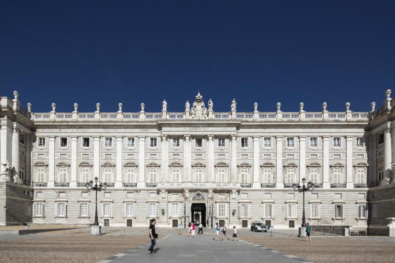 7-Day Tour Andalusia & Mediterranean Coast & Barcelona from Madrid - T Class