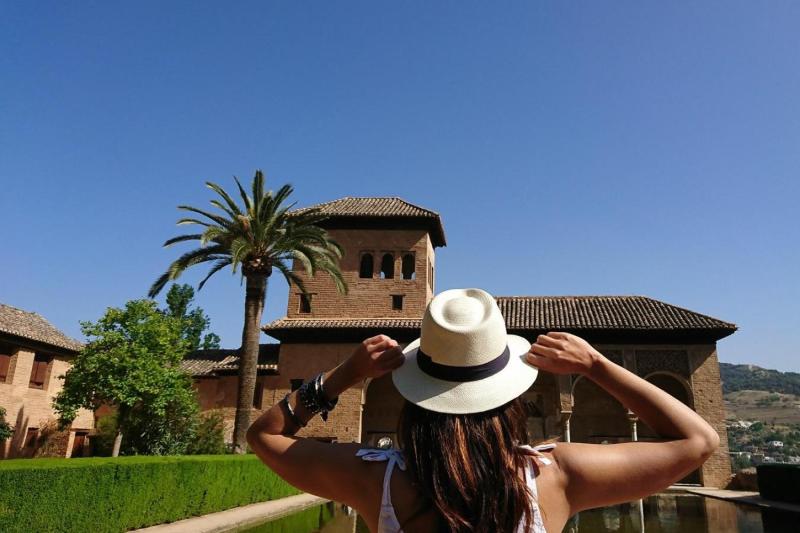 9-Day Madrid to Barcelona through Andalusia and the Mediterranean Coast - A Class
