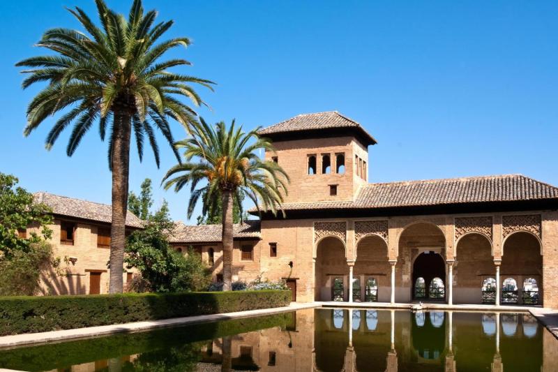 9-Day Madrid to Barcelona through Andalusia and the Mediterranean Coast - T Class