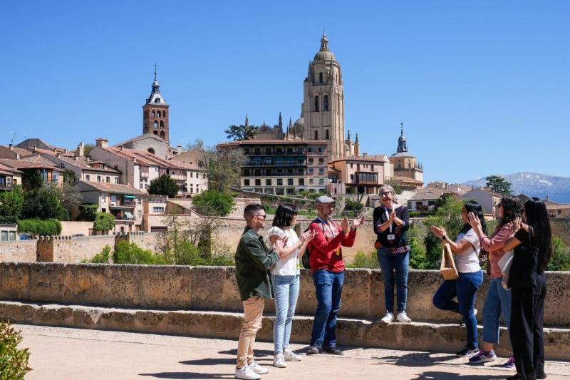 Mix and Save: Toledo and Segovia