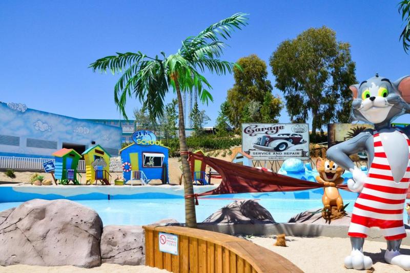 Parque Warner Beach from Madrid