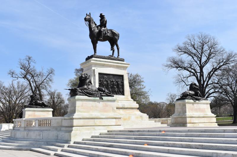 Washington DC: Capitol Hill Walking Tour with U.S. Capitol & Library of Congress Entry