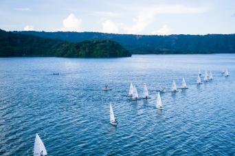 Ilopango Escape: Sun, Lake and Relaxation