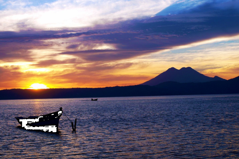 Ilopango Escape: Sun, Lake and Relaxation