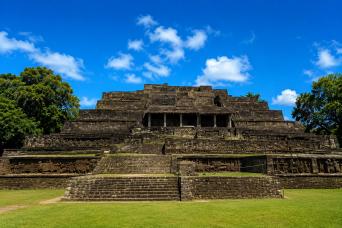 Tazumal Ruins and Lake Coatepeque