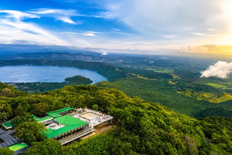 Visit Cerro Verde and the Volcano Lookout Points
