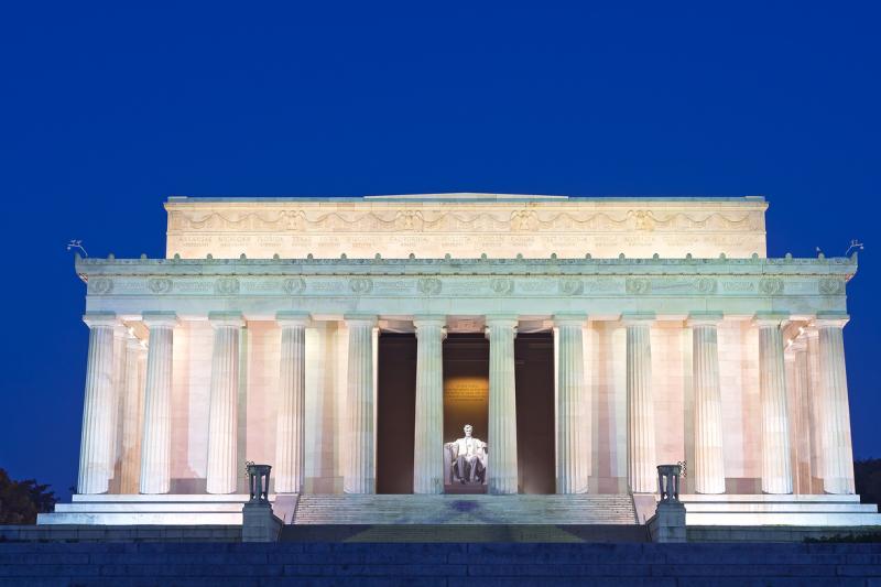 Washington DC: Night Tour of National Mall with Top Monuments & Memorials