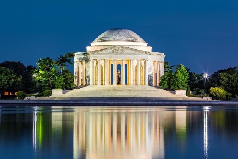 Washington DC: Night Tour of National Mall with Top Monuments & Memorials