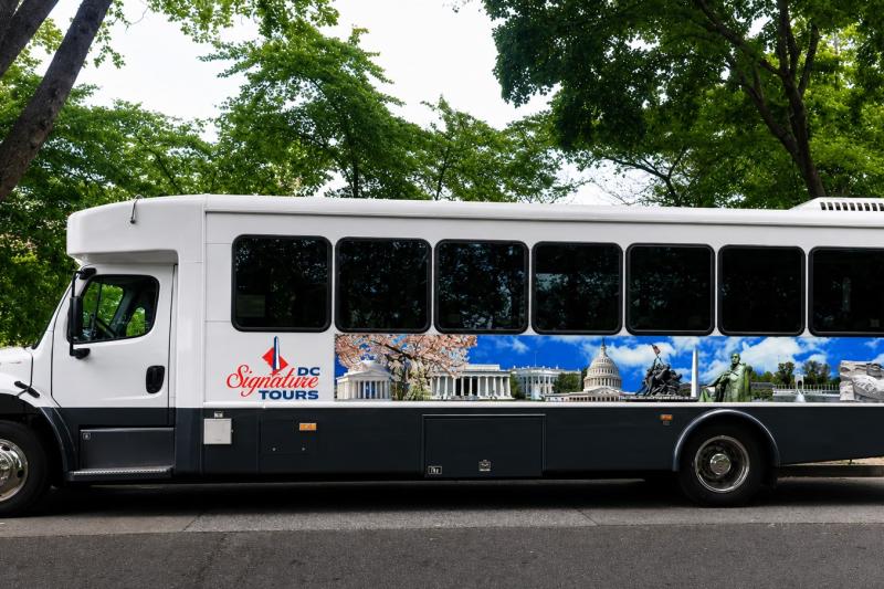 Washington DC: Morning National Mall Guided Tour with Stops at 10 Top Monuments & Memorials