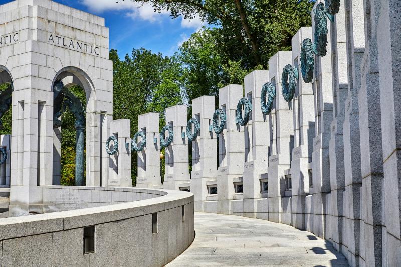 Washington DC: Morning National Mall Guided Tour with Stops at 10 Top Monuments & Memorials