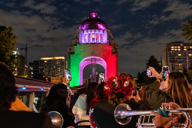 Mexico City: Mariachi Night Tour