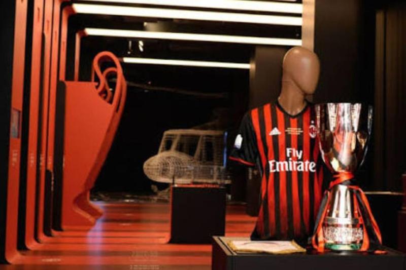 Casa Mondo Milan   Tour HOHO 24h