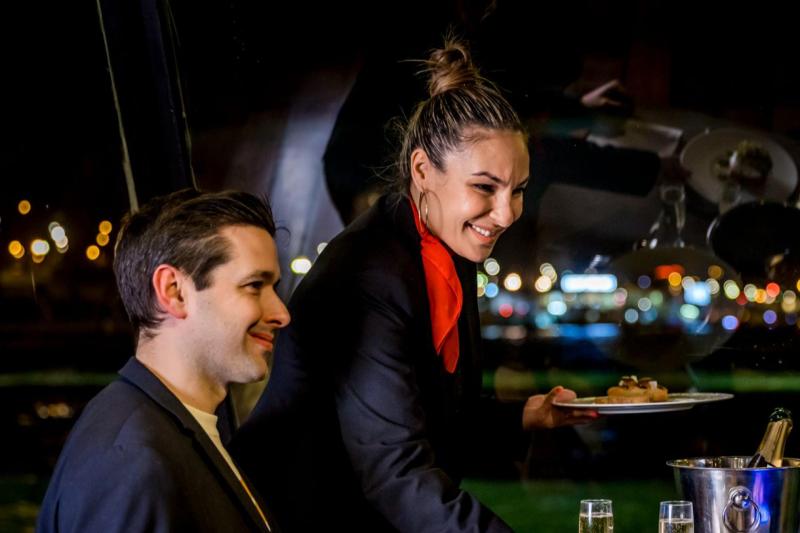 Guided visit of the Louvre museum and dinner cruise on the Seine