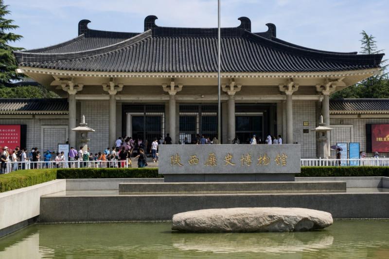 Xi'an: Private Full Day Sightseeing Tour with Lunch