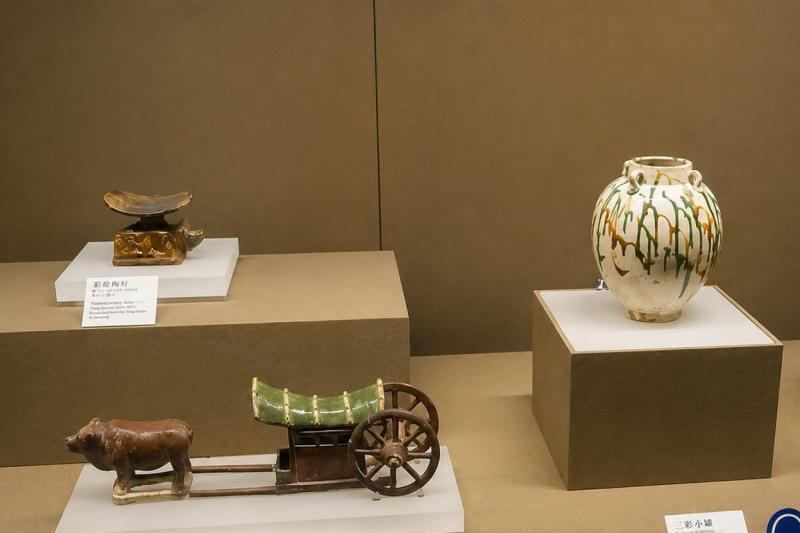 Xi'an: Shaanxi History Museum, Big Wild Goose Pagoda & Ancient City Wall Full Day Tour