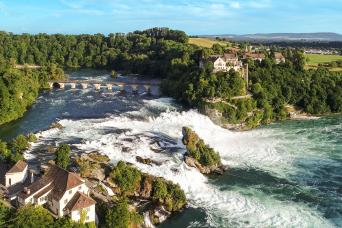 Visite des chutes du Rhin et découverte de Zurich en bus panoramique