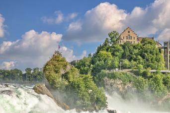 Aventure aux Chutes du Rhin : Escapade d'une Demi-Journée depuis Zurich