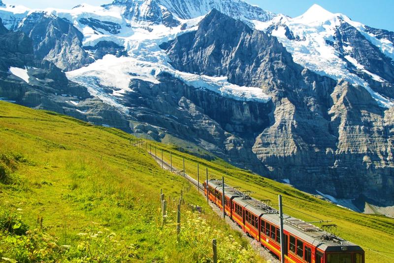 interlaken-and-jungfrau-private-tour-from-geneva-2