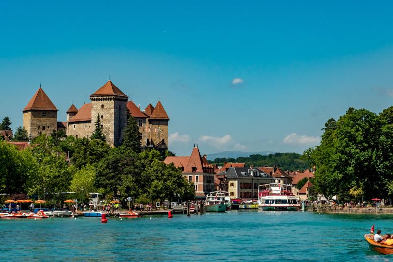 private-tour-to-annecy-from-geneva-1