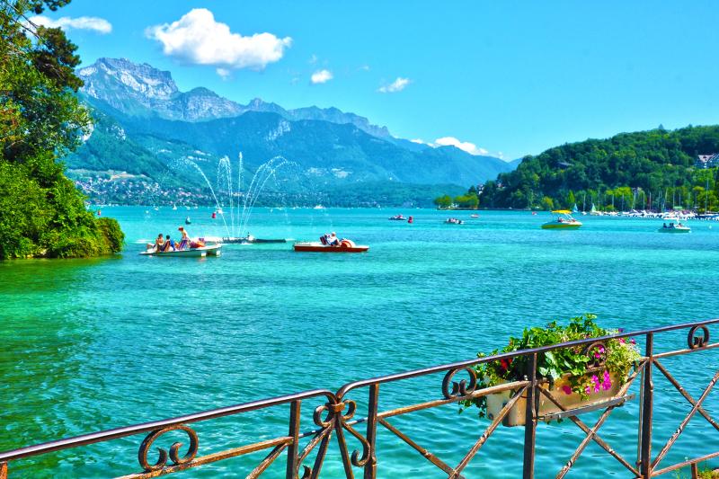 private-tour-to-annecy-from-geneva-10
