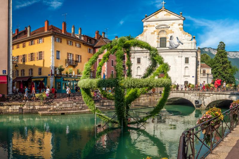 private-tour-to-annecy-from-geneva-6