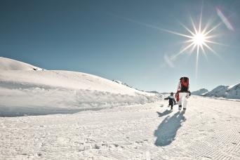 Depuis Zurich : Mount Titlis Snowmobile Adventure Day Trip & Lucer