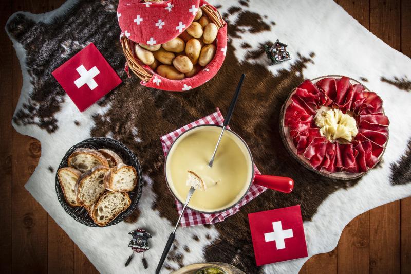 experience-make-your-own-fondue-1