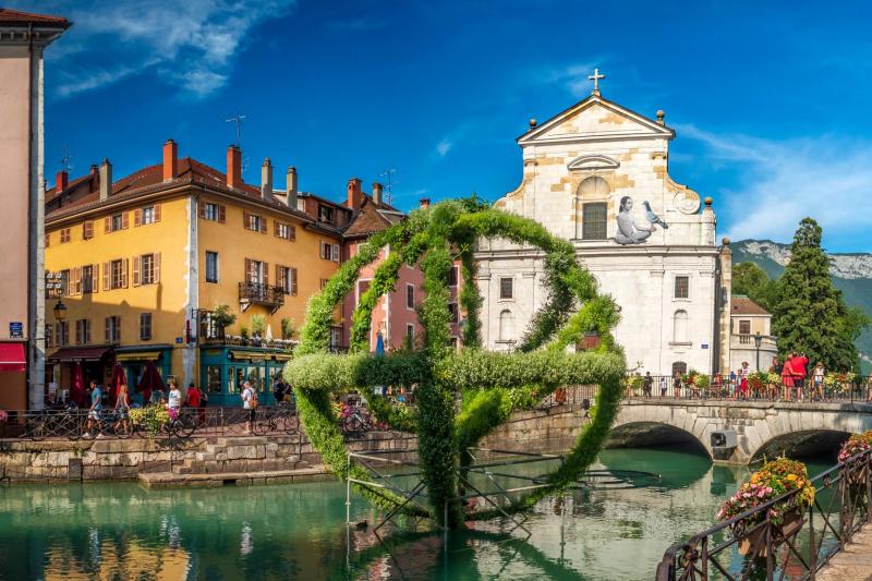 private-day-trip-to-annecy-and-geneva-with-guide-3