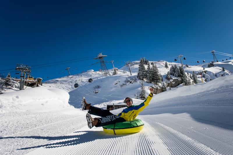 titlis-beginner-ski-day-with-cable-car-snow-expe-4