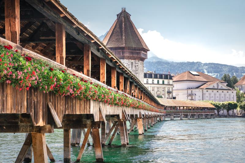 mount-titlis-gold-with-ice-flyer-the-peak-to-be-8