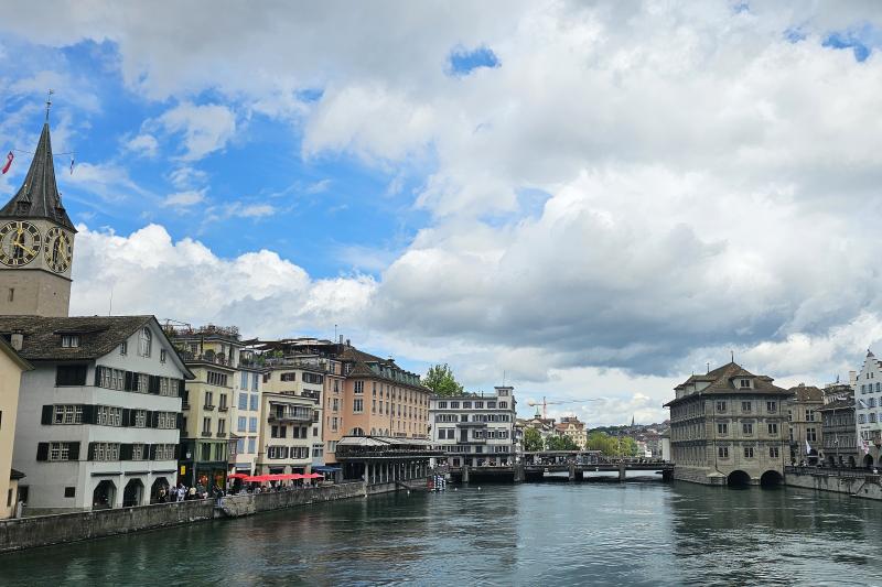 zurich-open-top-sightseeing-tour-and-cruise-6