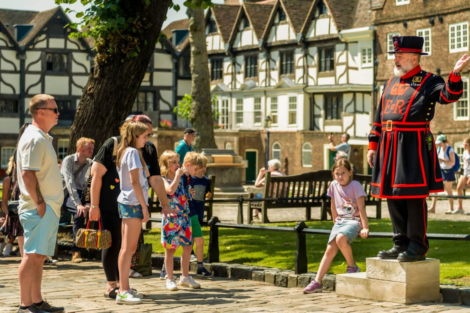 Tower of London Tickets with Beefeater Tour