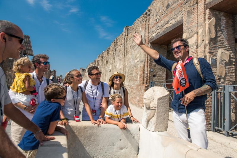 Tour of Pompeii & Herculaneum with Priority Access