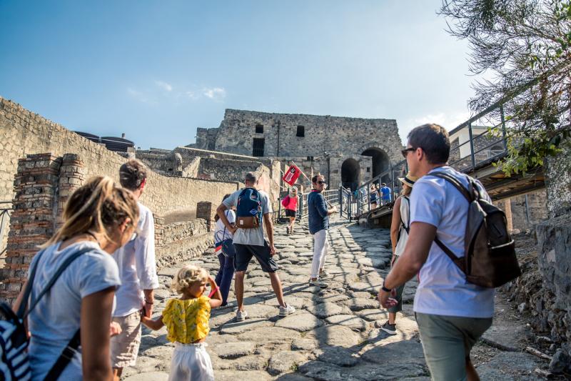 Tour of Pompeii with Priority Access from Naples