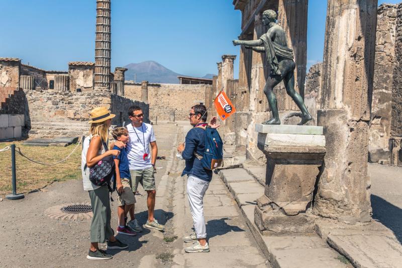 Private Tour of Pompeii with Priority Access from Amalfi