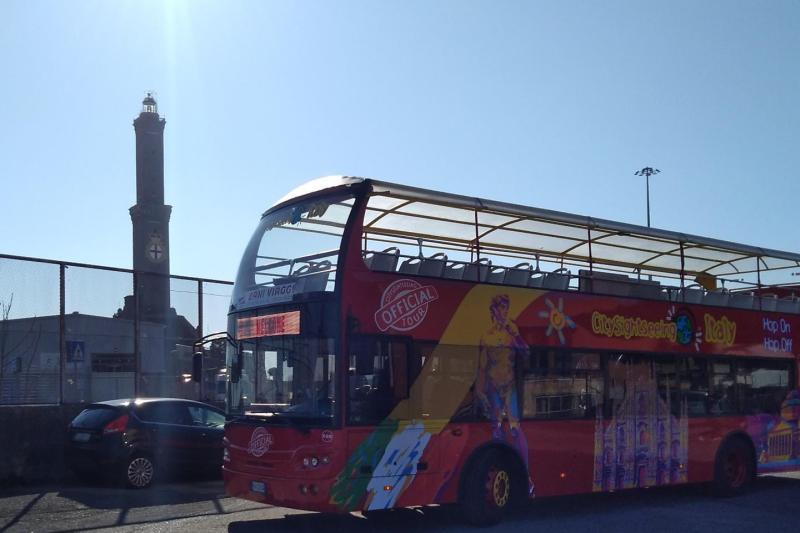 Autobus Turistico City Sightseeing Genova 24h / 48 ore - Alloggi in Genova
