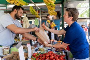 Expérience culinaire : tour privé du marché avec dîner chez un local