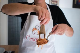 Pâtes et tiramisu : cours partagé avec dîner ou déjeuner chez un local