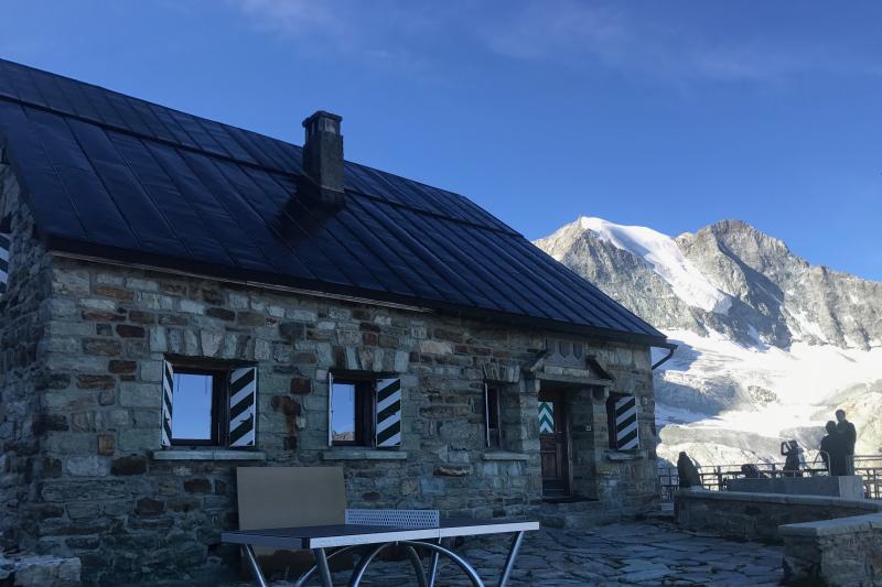 Hut to hut hiking in Switzerland