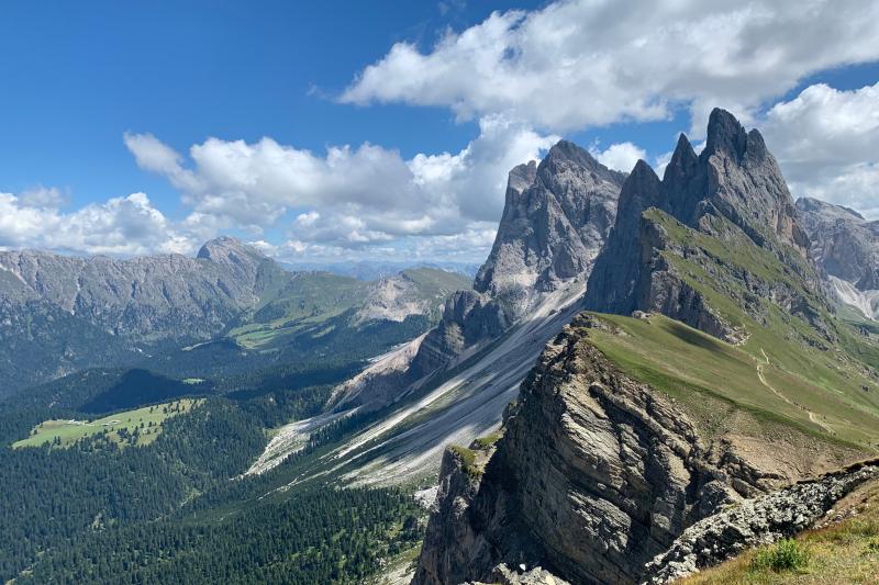 Hiking Seceda