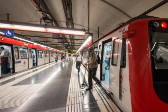 Hola Barcelona : Carte de transport 72 heures