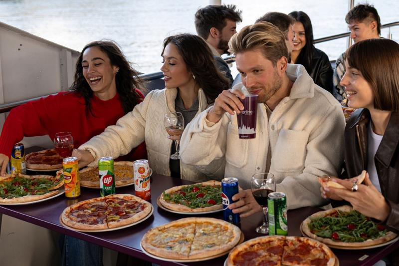 Cruzeiro com Pizza em Budapeste - Acomodações em Budapeste